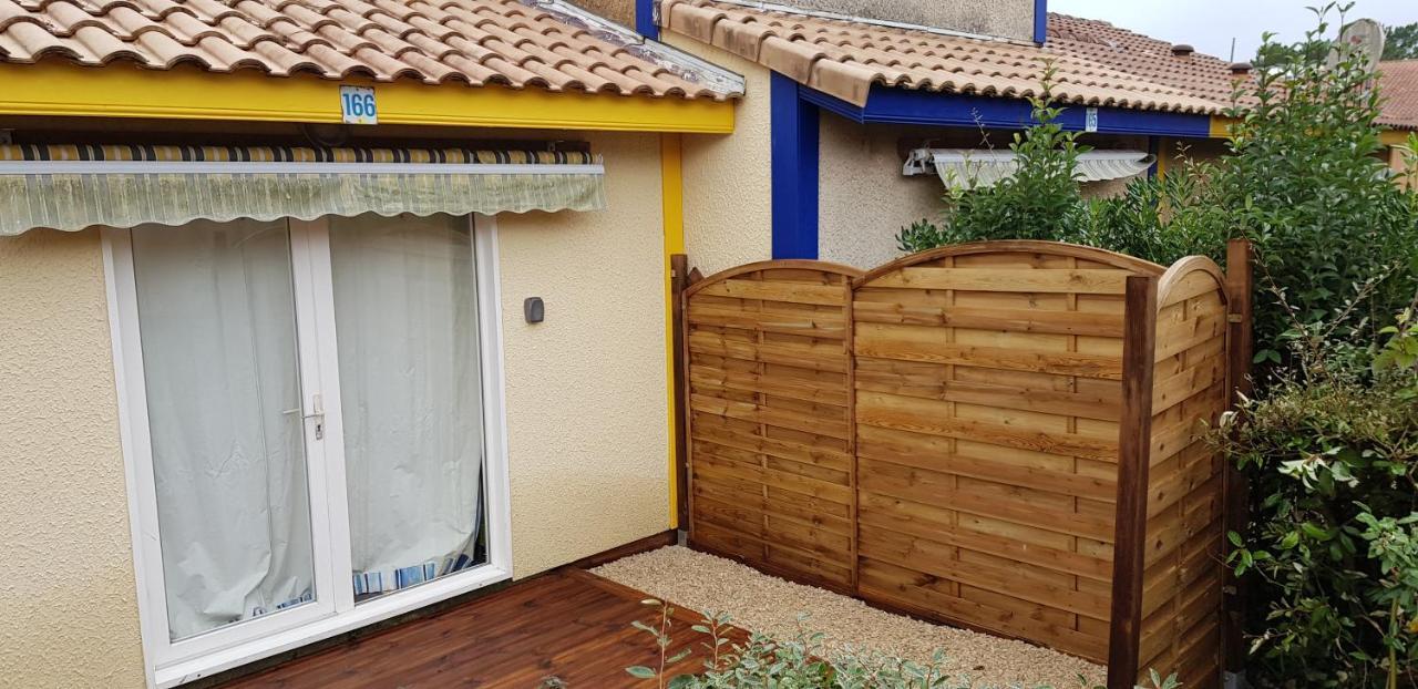 Résidence VILLAS DU LAC Soustons Esterno foto